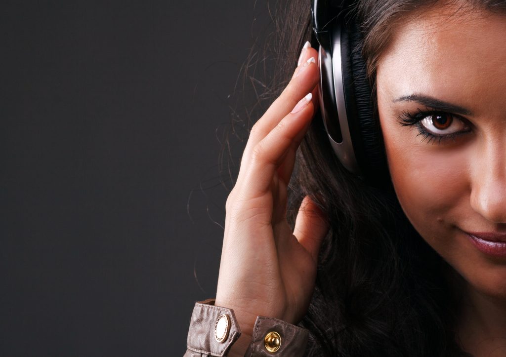 Headphones 1 1024x723
